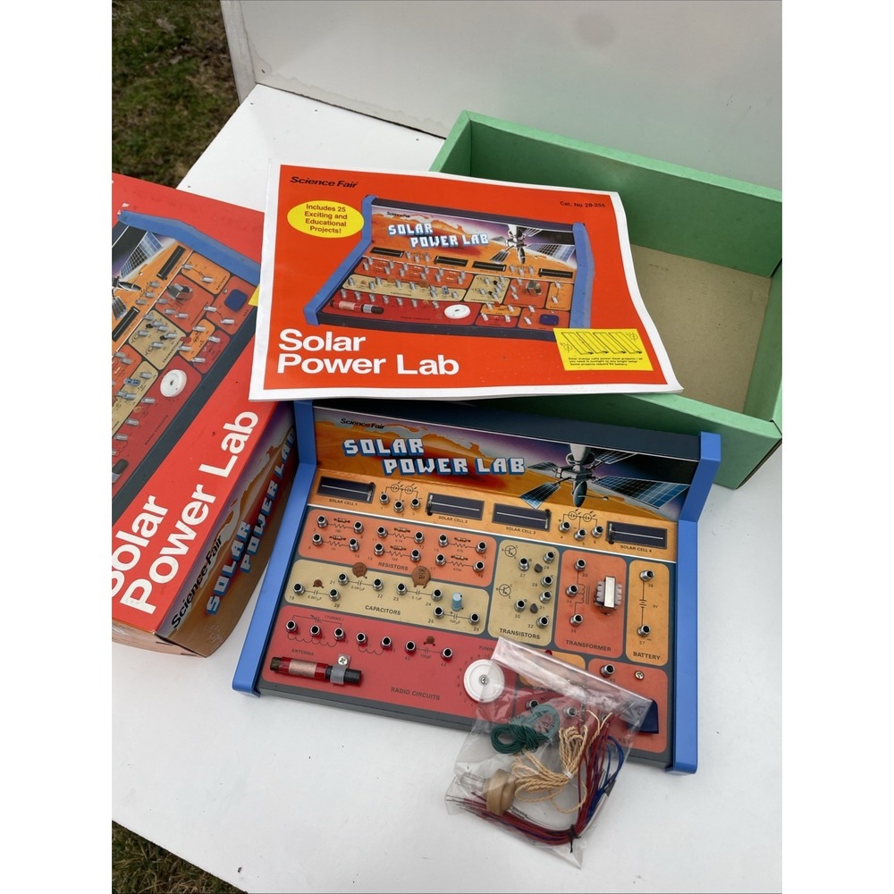 Science Fair Solar Power Lab 25 Projects Kit Radio Shack 28-255 Vintage STEM Toy